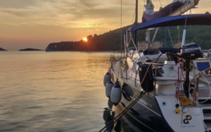 Las mejores calas accesibles en velero